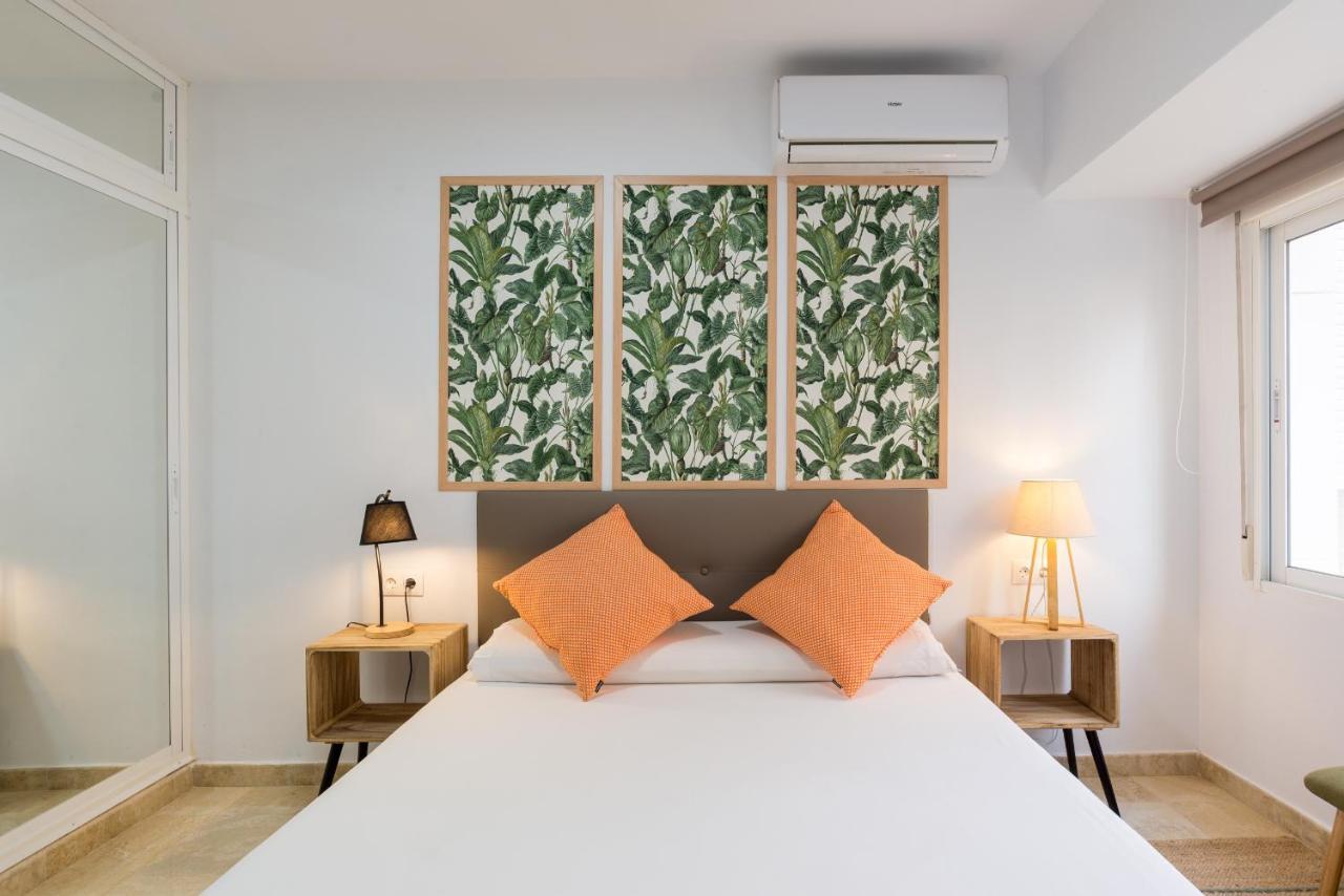 Mp5-Just Renovated Apartment Right On The Beach Malaga Exterior photo